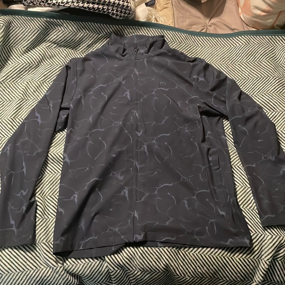 Travis Mathew zip up jacket mens size large